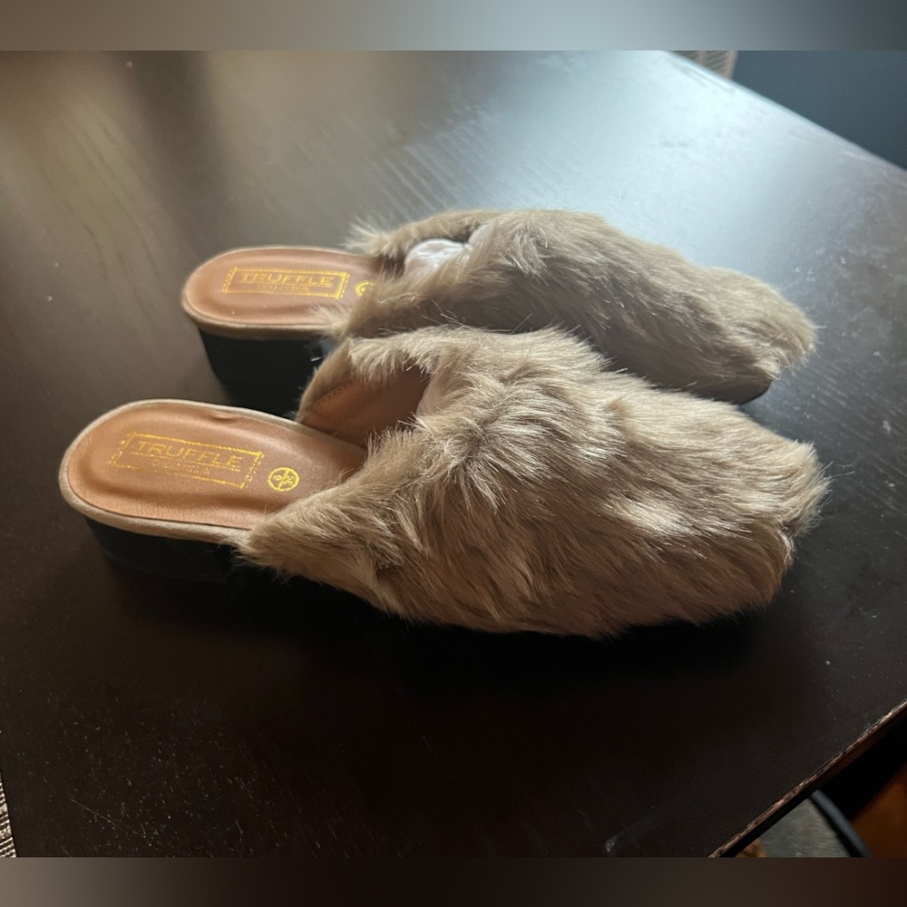 Truffle Collection Faux Fur Mules Taupe Size 39/6
